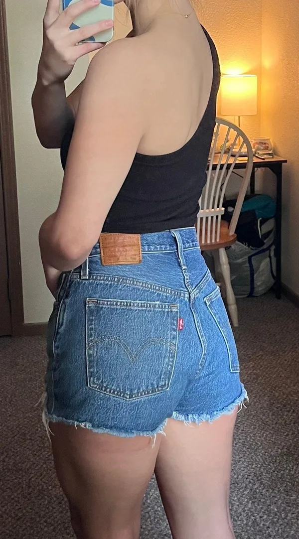 Levi's 501 High-Rise Denim Cut Off Shorts - Image 2