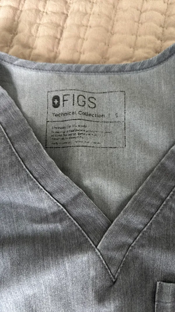 FIGS Scrub Top - Image 2