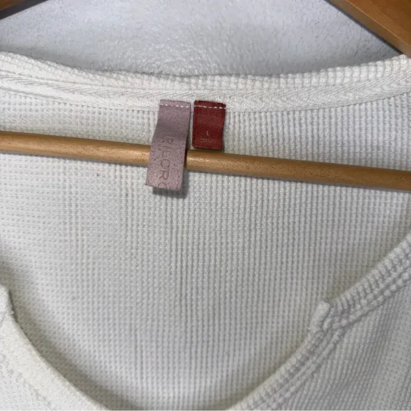 Pilcro V‎ Neck Thermal Henley Long Sleeve Top Off White Large - Image 3