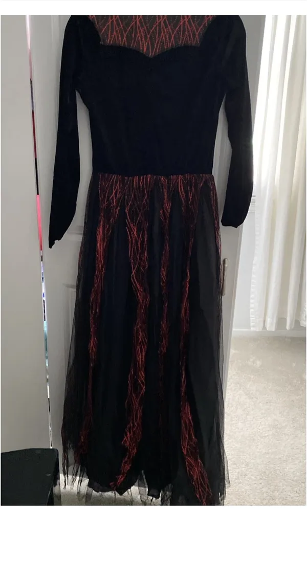 Spirit Halloween Queen Of The Underworld Whimsigoth Costume Adult Small 4-6 - Image 17