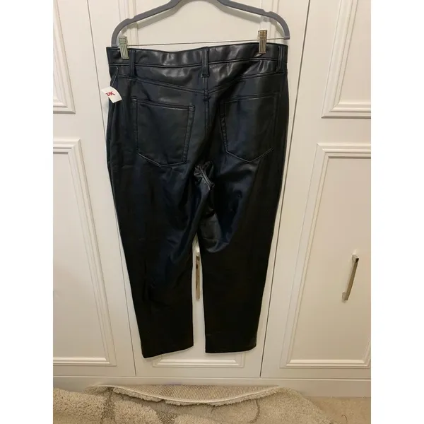 Abercrombie & Fitch‎ Women's Black High Rise Leather Straight Pants Size 14 - Image 6