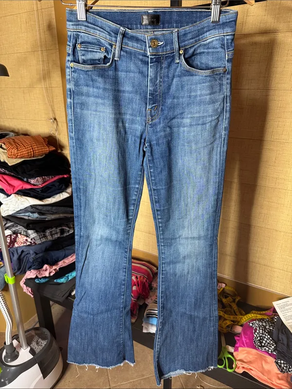 MOTHER The Weekender Not Rough Enough Flare Jeans 26 Raw Hem Sold Out Online - Image 5