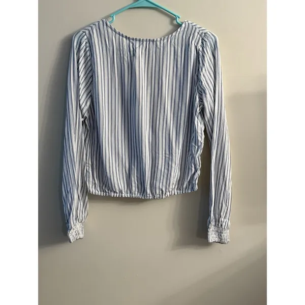 Hollister Coastal Striped Stripe Long Sleeve‎ Cross Over Crop Top Women's Size S - Image 5
