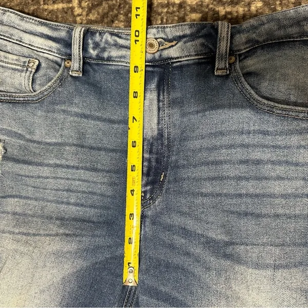 KanCan Women’s Size 15 31 Light Blue Wash High Rise Destroyed Ankle Skinny Jeans - Image 10