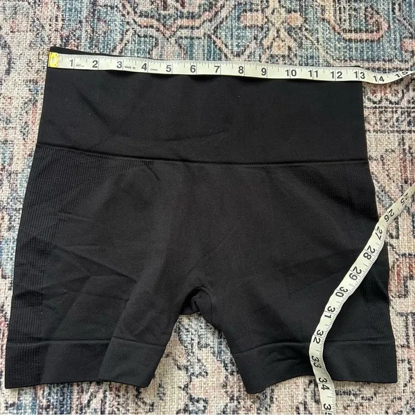 Set Active Gym Biker Shorts SportyShort Size Medium Seamless 4” Athletic Shorts - Image 7