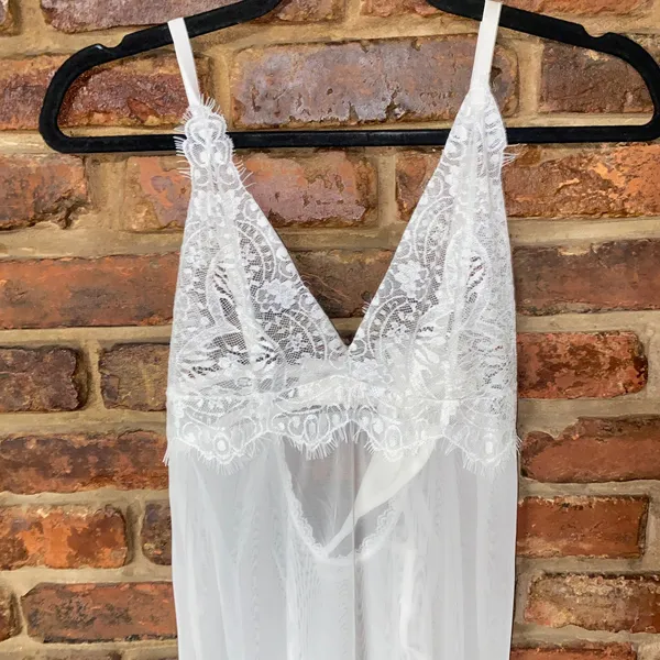 NWT Frederick's of Hollywood White Stephanie Lace Mesh Nightgown w/ Thong Small - Image 3
