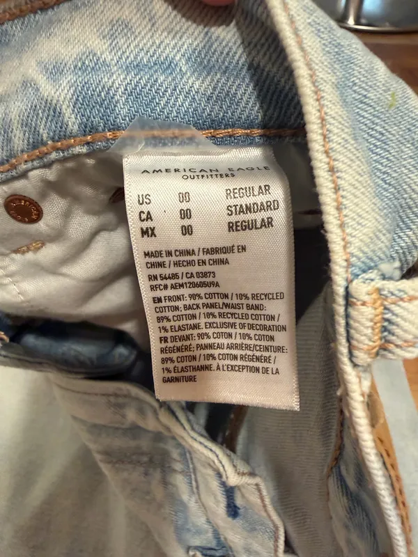 American Eagle Jeans - Image 3