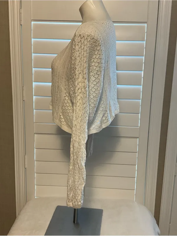 Crocheted white Long-Sleeve Cropped Sweater Top - Image 6