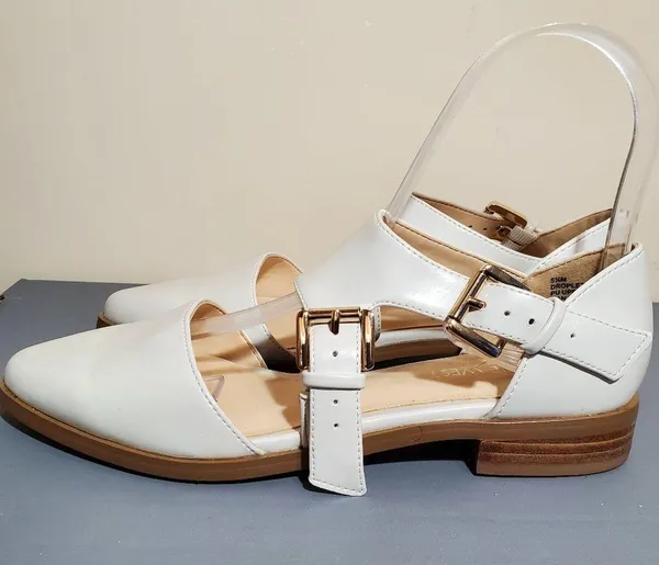 Nine West DROPLET GD Glossy White Flats 5.5 - Image 5
