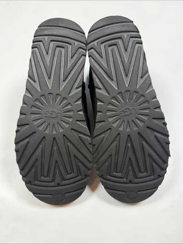 Ugg Classic Mini Snow Leopard Boots in Black S-611 Sz 9 - Image 9