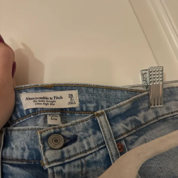 Abercrombie ultra high-rise curved love ankle straight jeans - Image 2