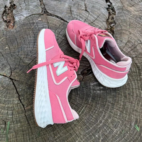 New Balance Fresh foam X-70 women shoes size 8 - Image 4
