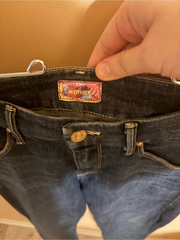 Mother The Looker Ankle Fray Jeans in Girl Crush - Image 3