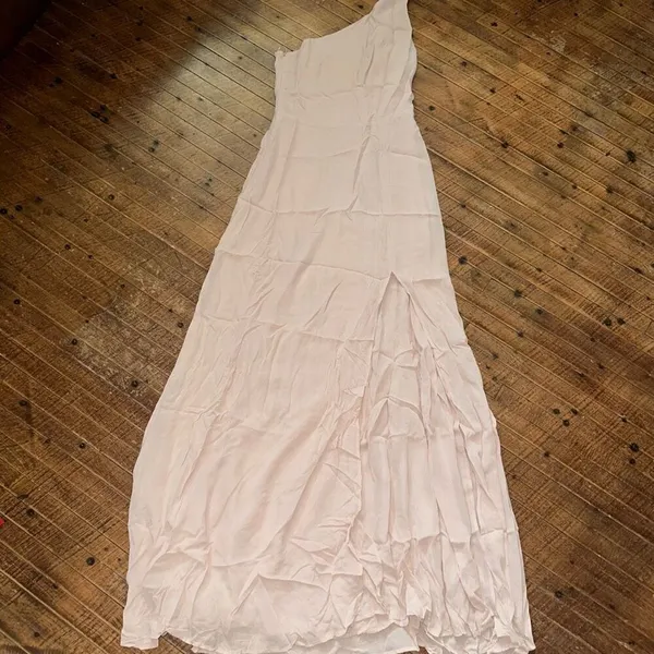 Reformation semi formal powder pink Evelyn crepe one shoulder dress - Image 3
