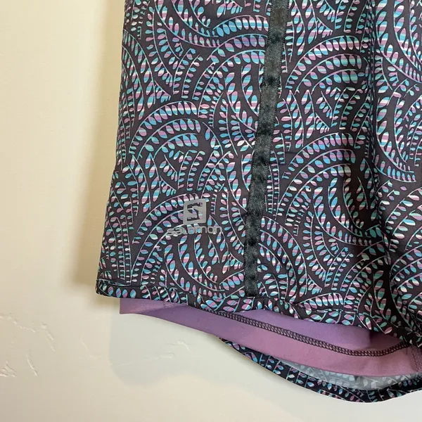 Salomon ActiLite 2-in-1 Running Shorts Purple Teal Print Back Zip Pocket S - Image 2