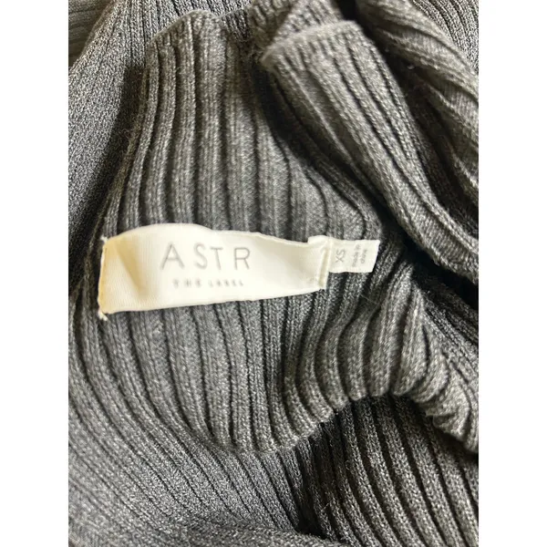 ASTR the Label Cold Shoulder Mock Neck Midi Sweater Dress in Charcoal. XS. NWOT - Image 8