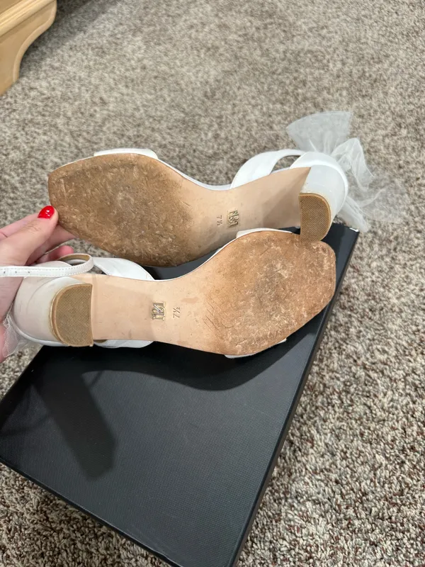 Badgley Mischka Wedding Bow Heels - Image 4