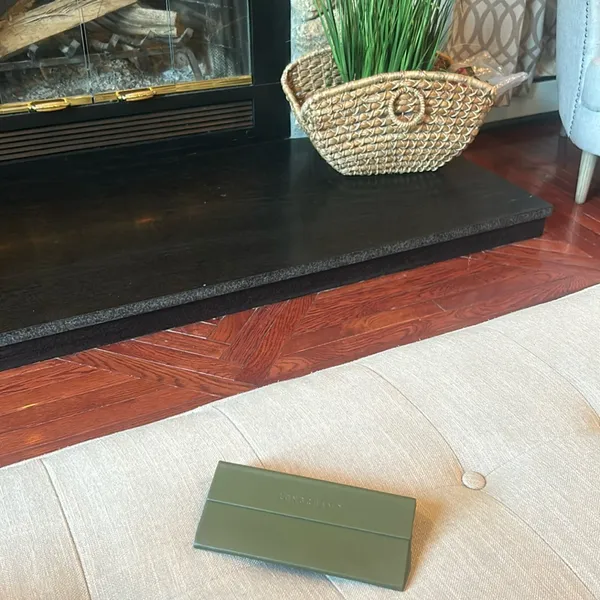 Longchamp‎ Olive Fold Over Eye Glass Case - Image 2