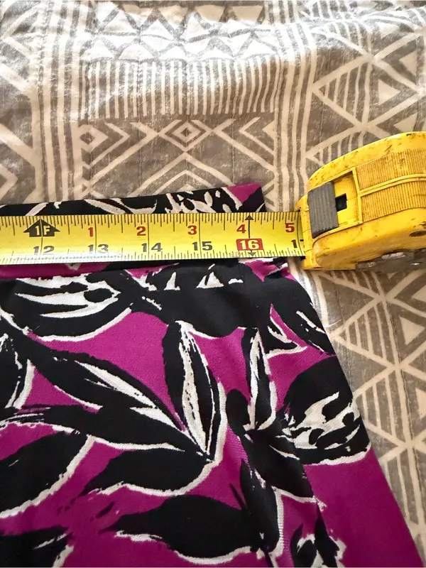 Black Label Evan Picone Floral Maxi Skirt Large Pink Slinky Stretch Resort Wear - Image 8