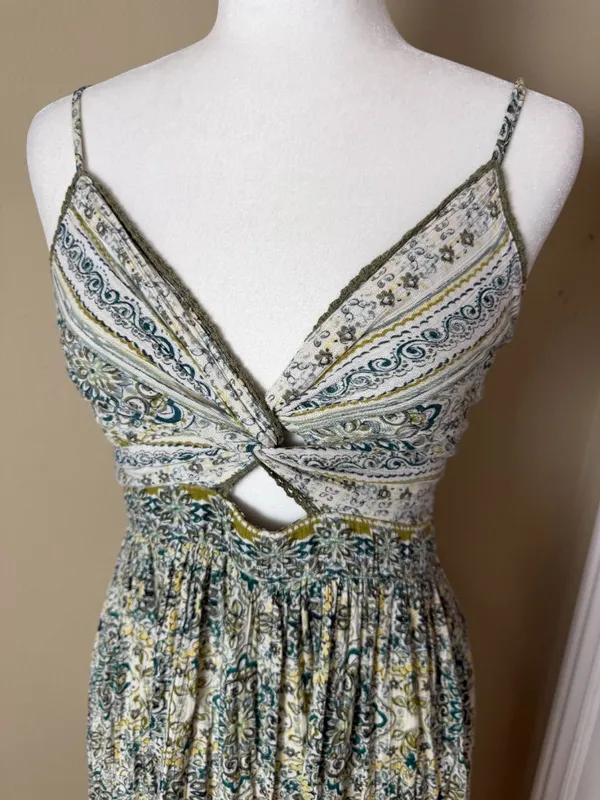 Angie Boho Tiered Cut Out Floral Dress Green Size Small - Image 2