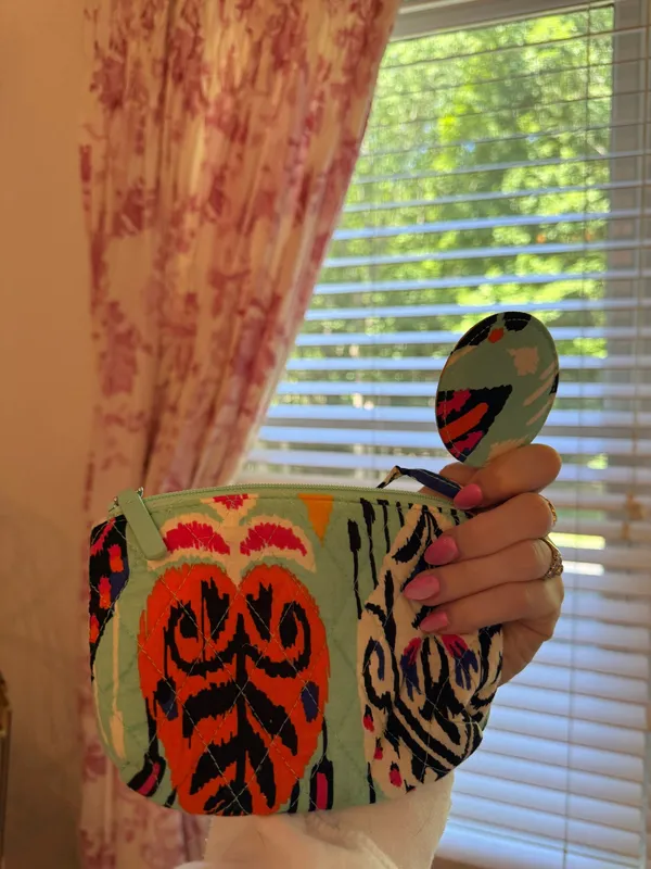 Vera Bradley - Image 3