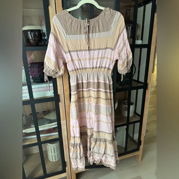Storia Neopolitan stripes midi dress peach beige short sleeve bows elastic waist - Image 3