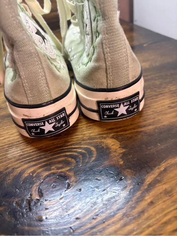 Converse green floral embroidered high top sneakers size W7 - Image 10