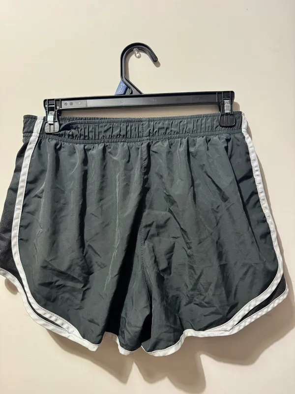 Grey Nike Dri-Fit Shorts - Image 3