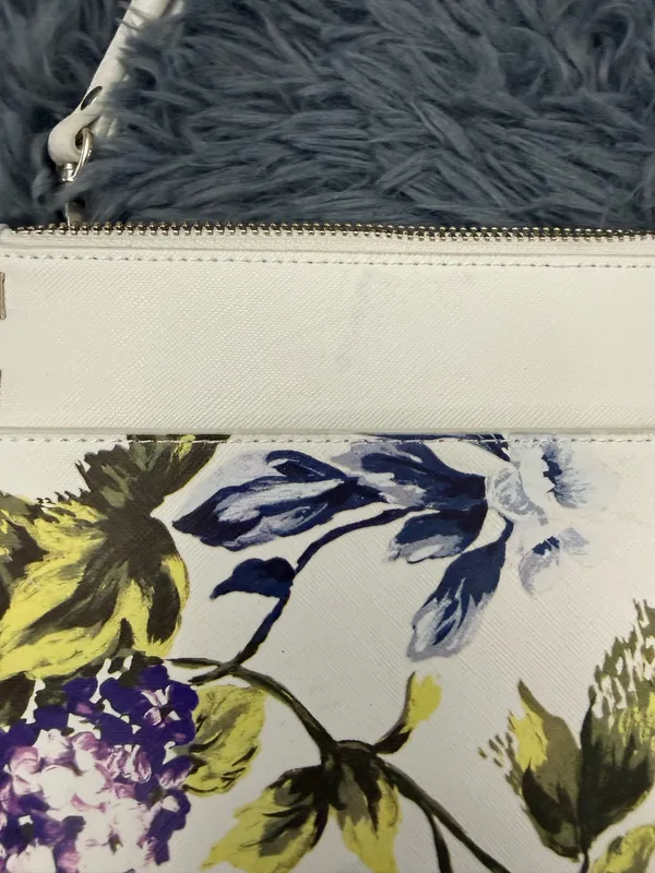 White House Black Market Floral Studded White Wristlet Clutch - Image 8