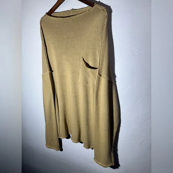 We The Free Oversized Tan/Khaki Tunic Textured Sweater Size Large‎ - Image 3