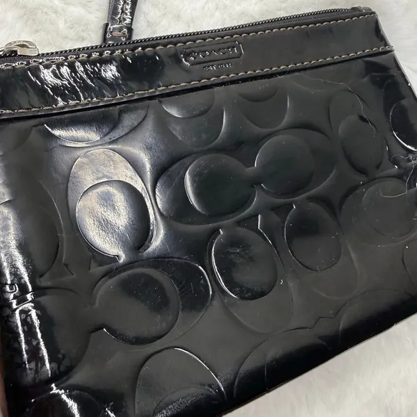 COACH Black Patent Leather Wristlet - Image 4