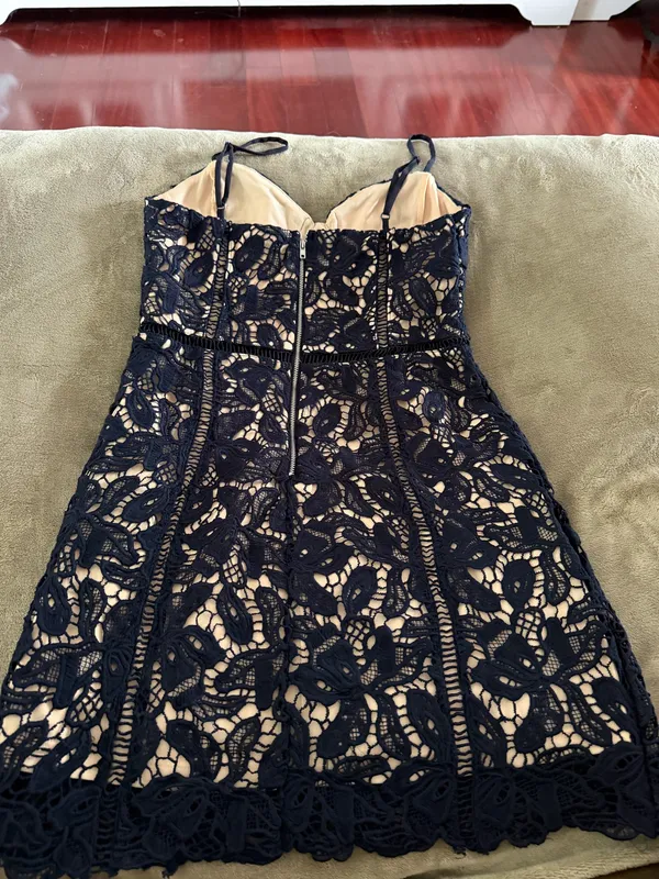 Dainty Hooligan navy lace dress - Image 2