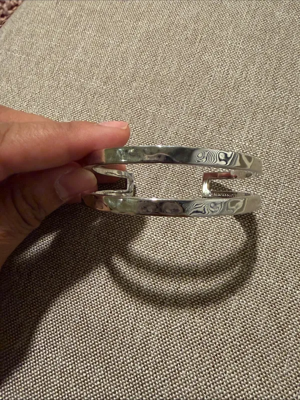 Kendra Scott Hammered Silver Double Band Cuff Bracelet - Image 2