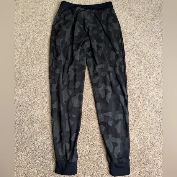 Zella Nordstrom Live‎ In Joggers Camo Size XS - Image 3