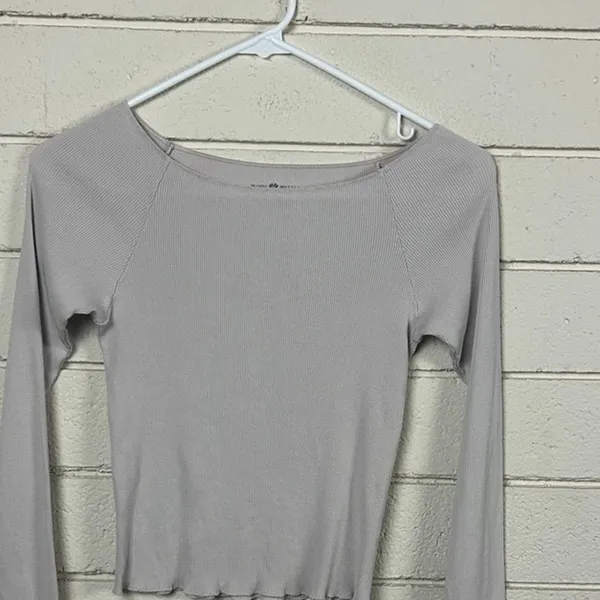 Brandy Melville Bonnie Top one size - Image 7
