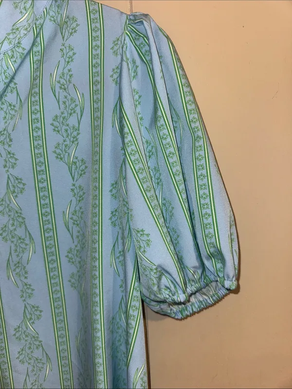 Light Blue & Green Striped Floral Puff Sleeve Blouse - Image 2