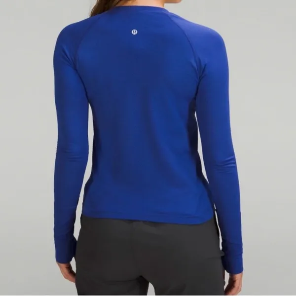 Lululemon Swiftly Tech LS 2.0 Long Sleeve Top Size 8 Blue Thumbholes - Image 2
