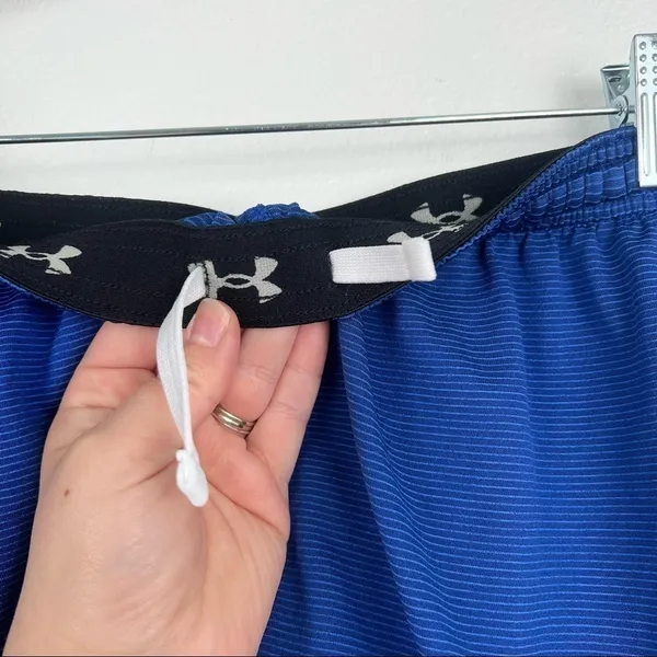 Under Armour Running Shorts‎ Blue M - Image 3