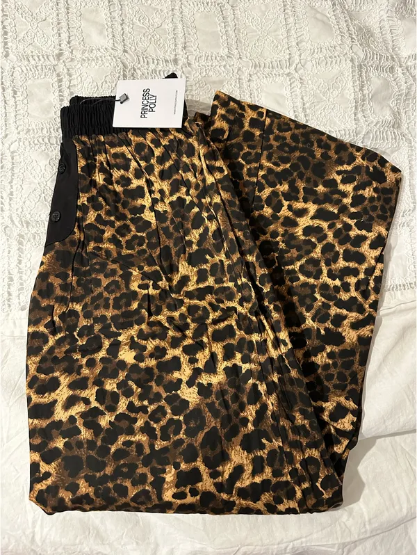 Princess Polly, leopard print boxer pants - Image 3