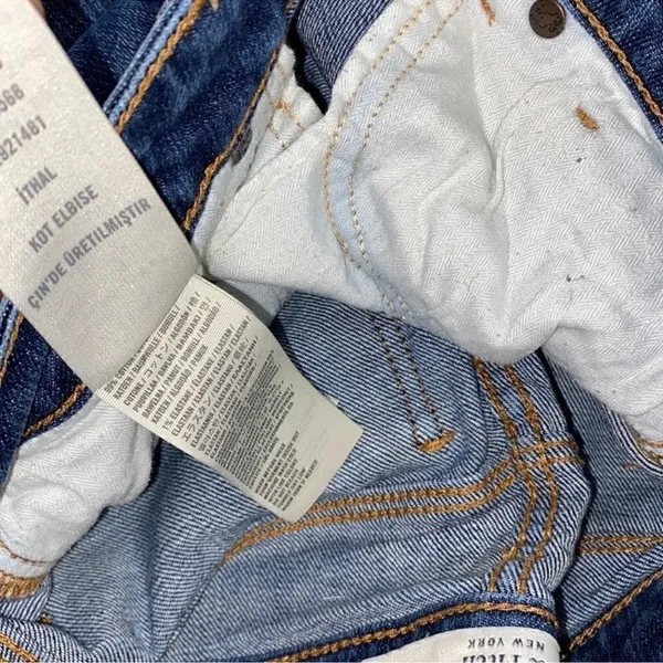Abercrombie & Fitch Blue Jeans(Size 8Long) - Image 6