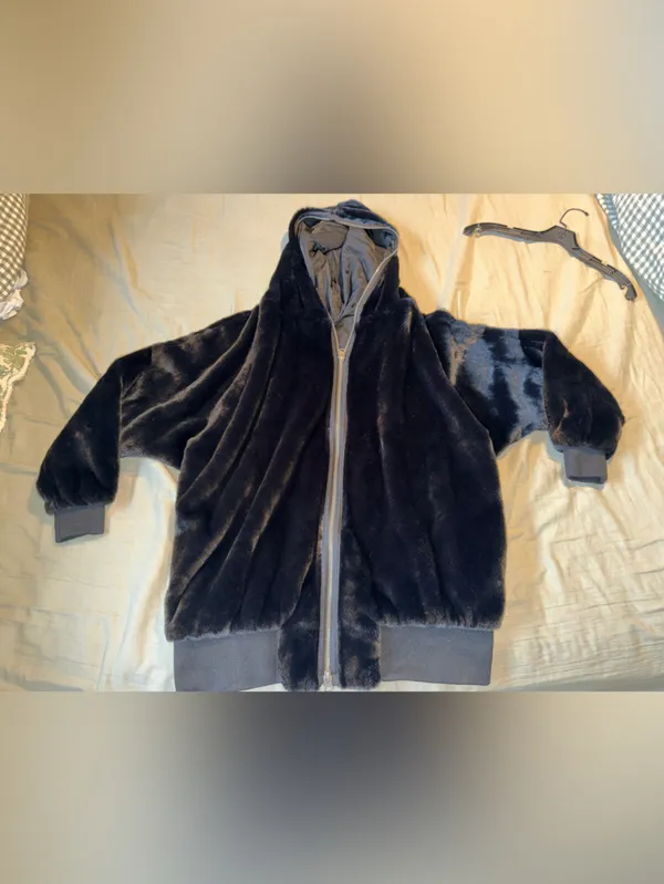 Free People Black Faux Fur Hooded Zip Jacket - Image 4