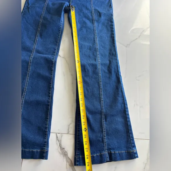 Women’s High Waisted Denim Jeans Size L Button Front Bootcut Blue - Image 9