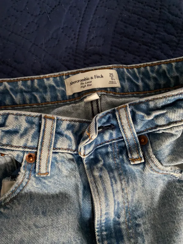 Mom Jeans - Image 2