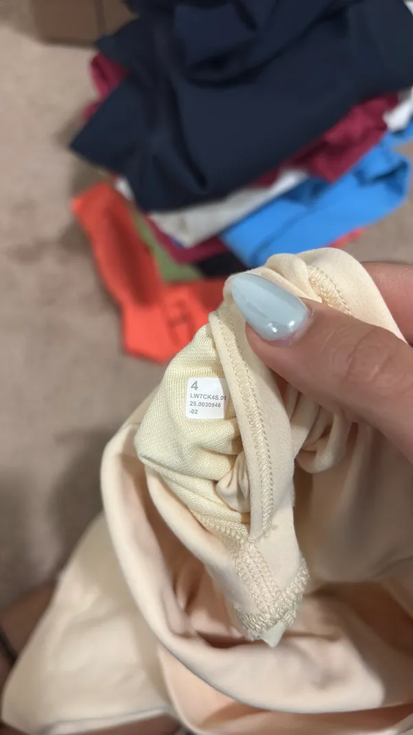 Lululemon Align Shorts 6" - Image 2