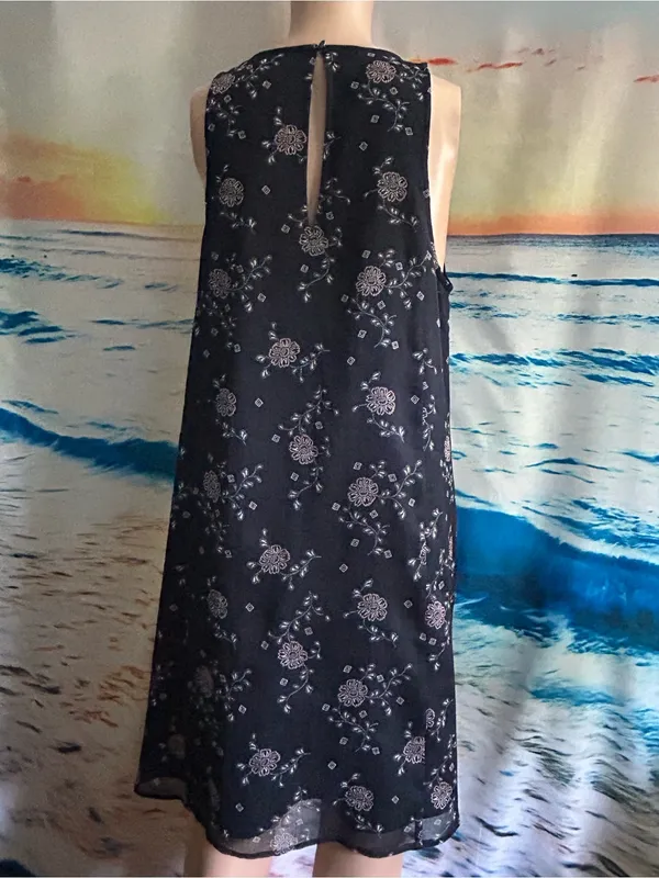 Abercrombie & Fitch Black Floral A-Line Dress SM - Image 2