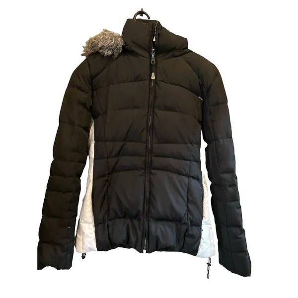 Calvin Klein Black and White Puffer Jacket - Image 2