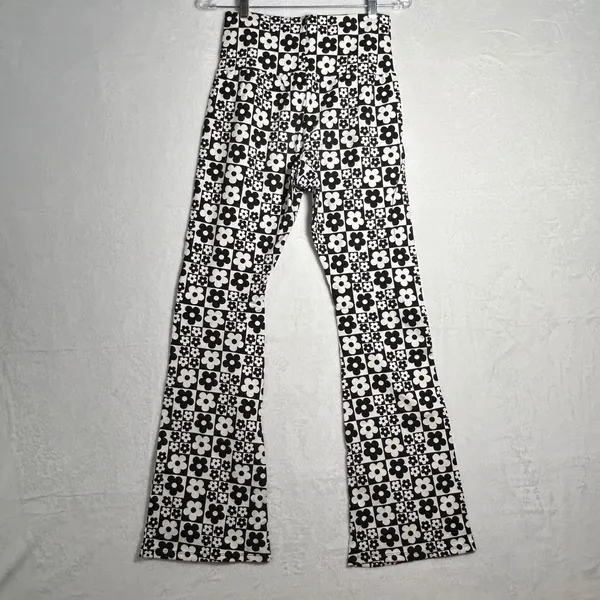 Wild Fable Women's Black White Flower‎ Power Flare Pants Size S - Image 2
