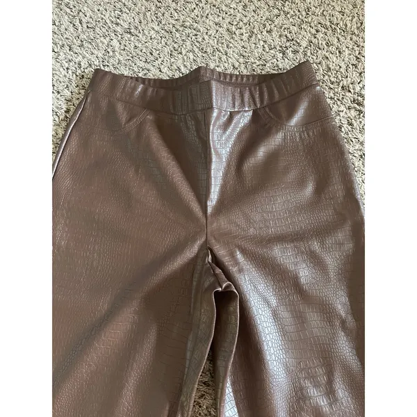 Isaac Mizrahi Live Women's‎ Brown Faux Croc Leather Slim Ankle Pant Size 10 - Image 2