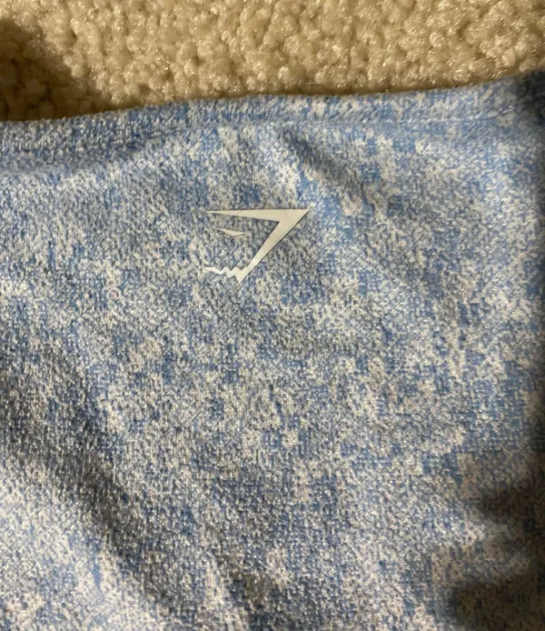 Gymshark Cropped Long Sleeve - Image 3