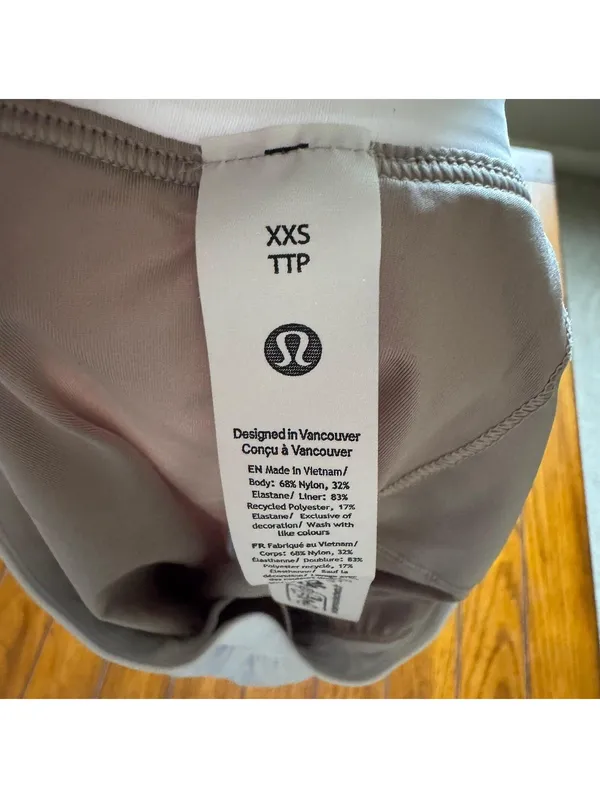 Lululemon Sleek Short High Rise 3” White Size XXS (2) NWT - Image 5